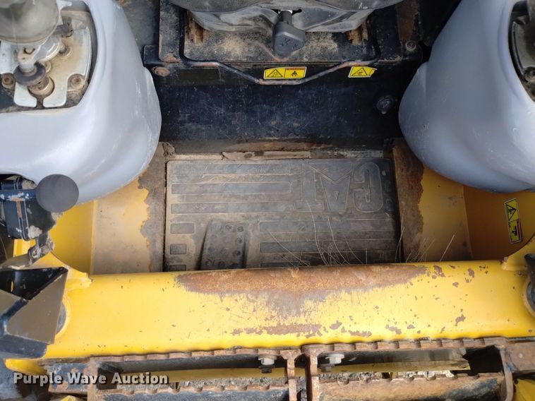 image for item DP3370 2012 Caterpillar 242B3  skid steer loader