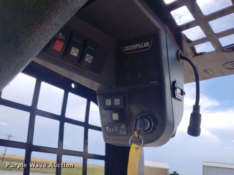 image for item DP3370 2012 Caterpillar 242B3  skid steer loader