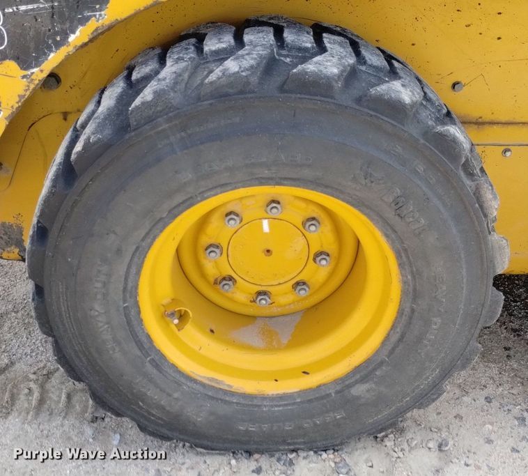 image for item DP3370 2012 Caterpillar 242B3  skid steer loader