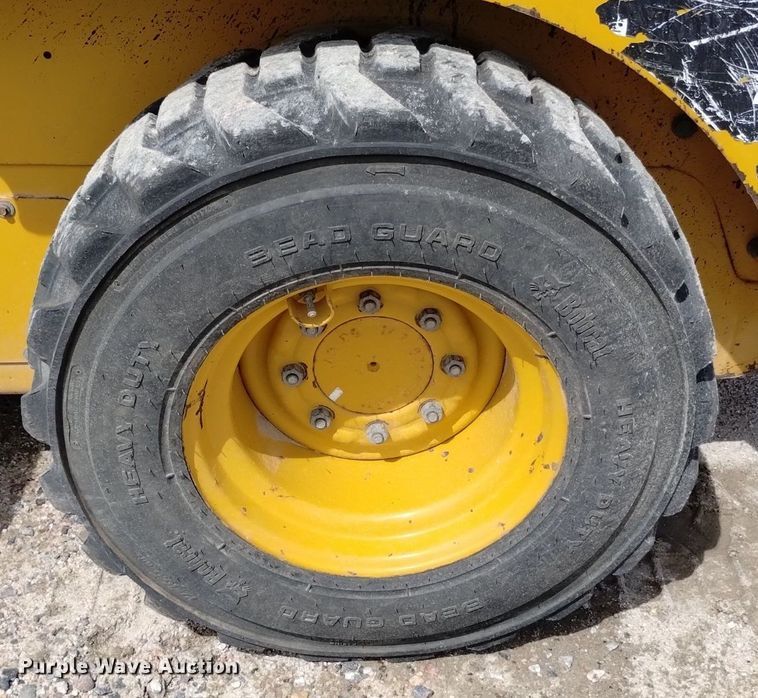 image for item DP3370 2012 Caterpillar 242B3  skid steer loader