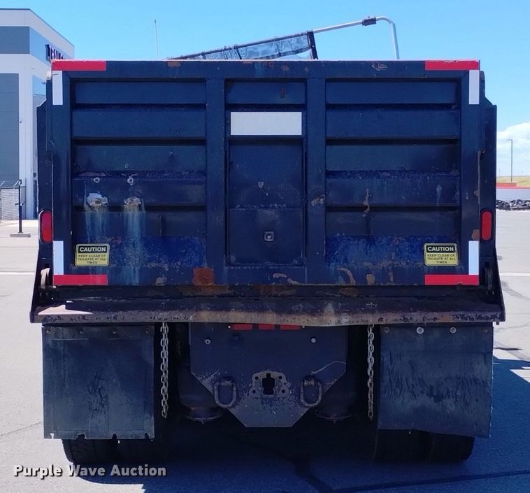 image for item DP3372 2004 Western Star 4900FA  dump truck