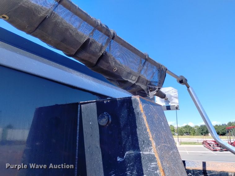 image for item DP3372 2004 Western Star 4900FA  dump truck