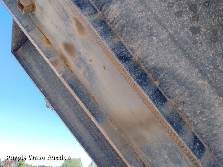 image for item DP3372 2004 Western Star 4900FA  dump truck