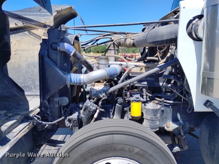 image for item DP3372 2004 Western Star 4900FA  dump truck