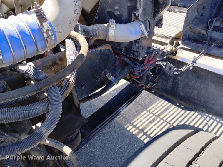 image for item DP3372 2004 Western Star 4900FA  dump truck