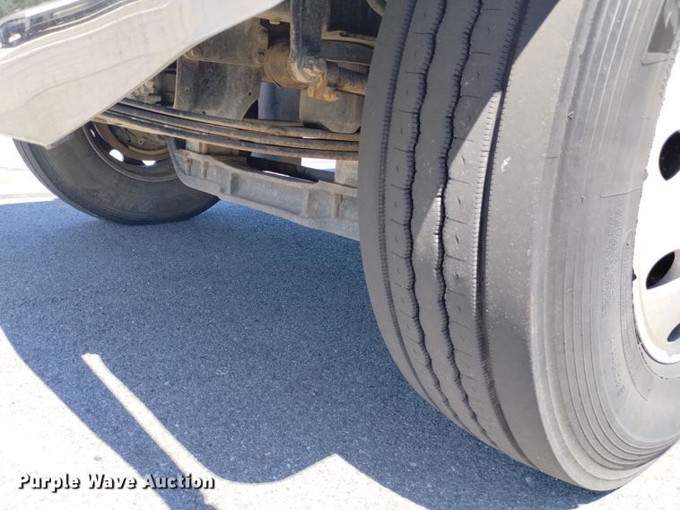 image for item DP3372 2004 Western Star 4900FA  dump truck