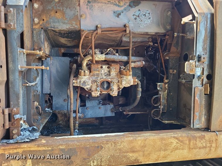 image for item DP5214 2019 Hitachi ZX210LC-6  excavator