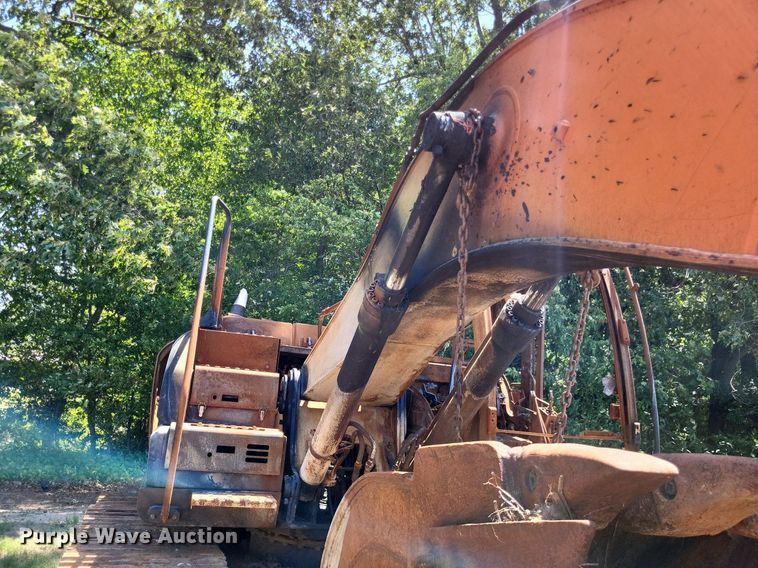 image for item DP5214 2019 Hitachi ZX210LC-6  excavator