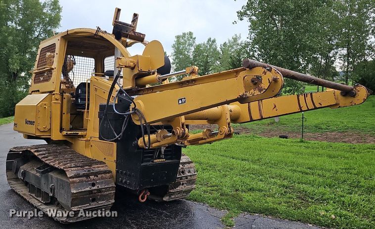 image for item DQ0087 1999 Vermeer P125  cable plow