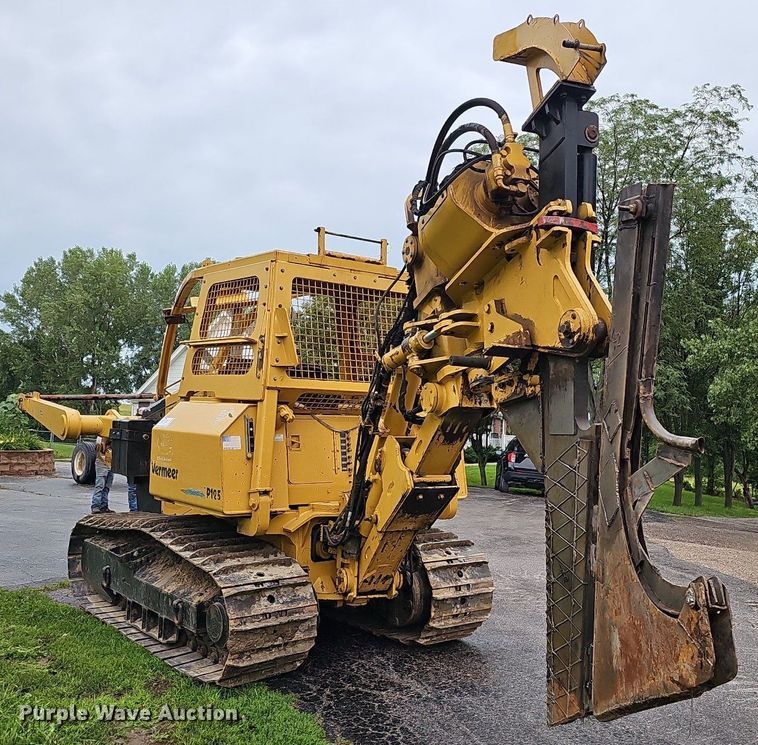 image for item DQ0087 1999 Vermeer P125  cable plow