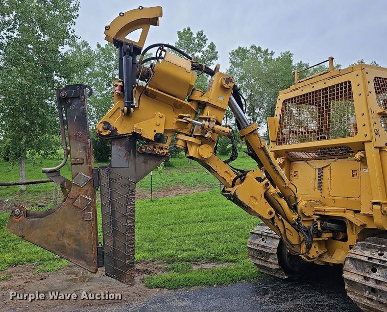 image for item DQ0087 1999 Vermeer P125  cable plow