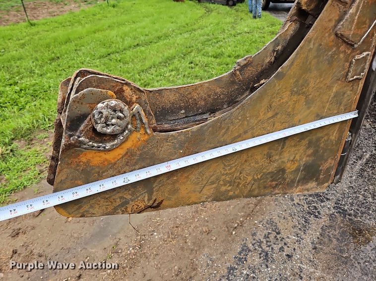 image for item DQ0087 1999 Vermeer P125  cable plow