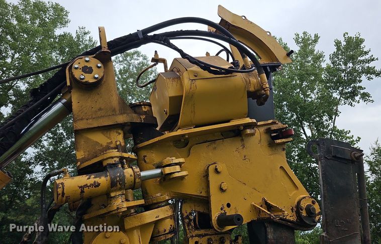 image for item DQ0087 1999 Vermeer P125  cable plow