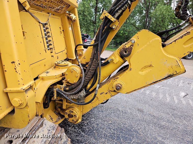 image for item DQ0087 1999 Vermeer P125  cable plow