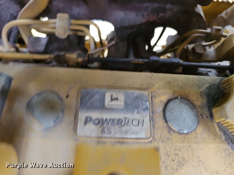 image for item DQ0087 1999 Vermeer P125  cable plow