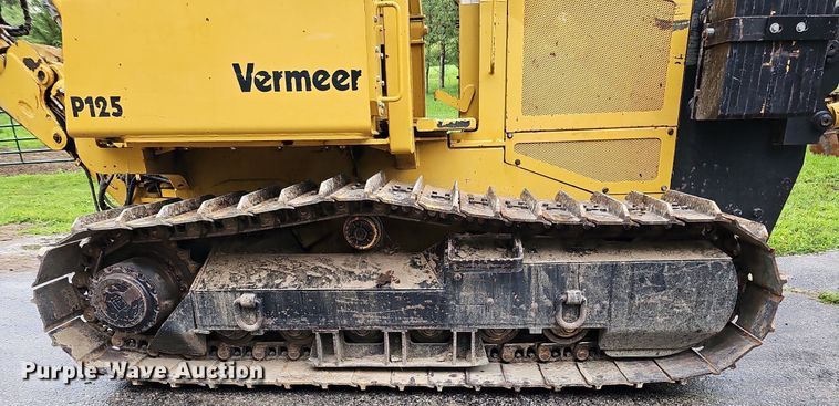 image for item DQ0087 1999 Vermeer P125  cable plow