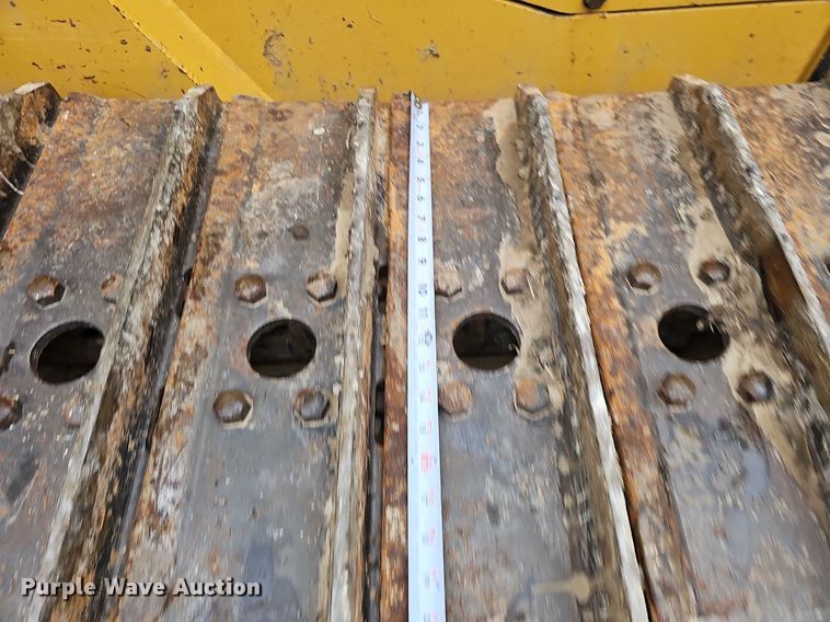 image for item DQ0087 1999 Vermeer P125  cable plow