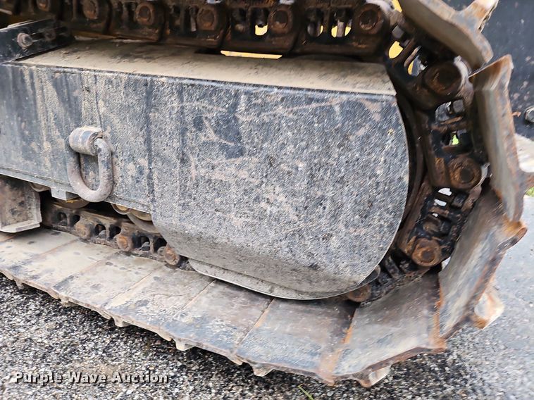 image for item DQ0087 1999 Vermeer P125  cable plow