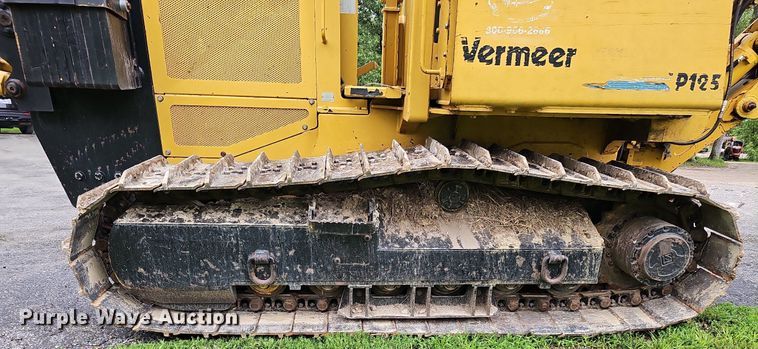 image for item DQ0087 1999 Vermeer P125  cable plow