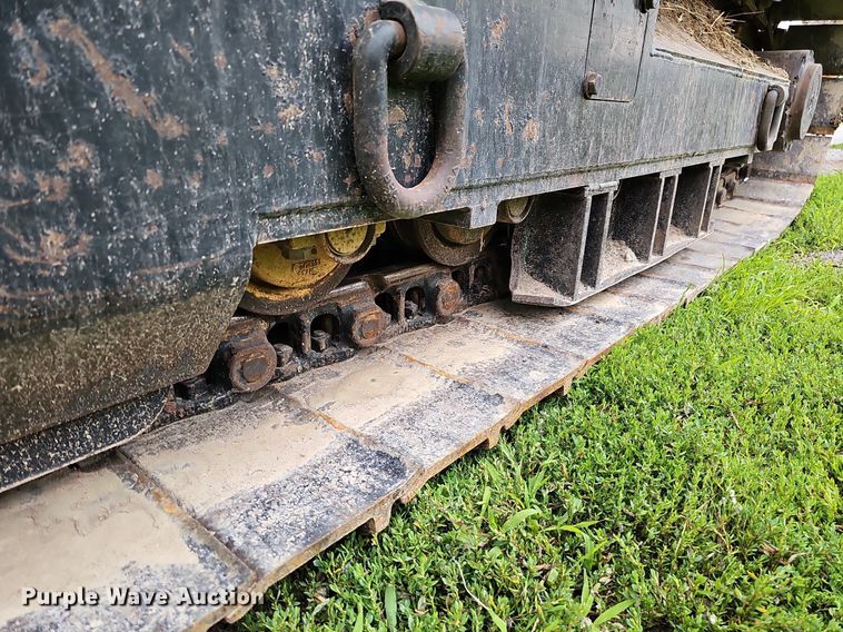 image for item DQ0087 1999 Vermeer P125  cable plow