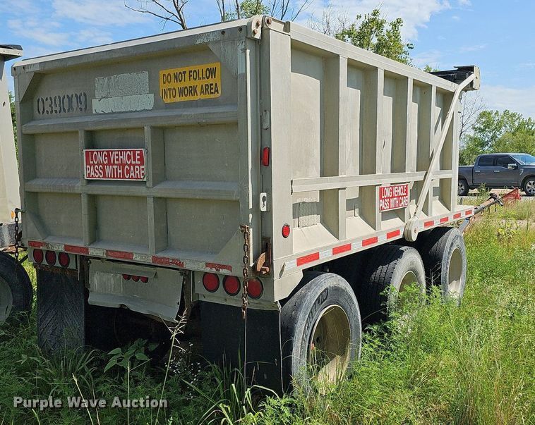 image for item DQ0124 1993 Cornhusker Rockpup  end dump pup trailer