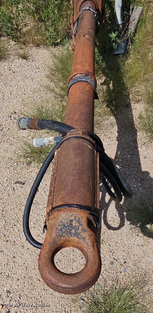 image for item DQ0124 1993 Cornhusker Rockpup  end dump pup trailer