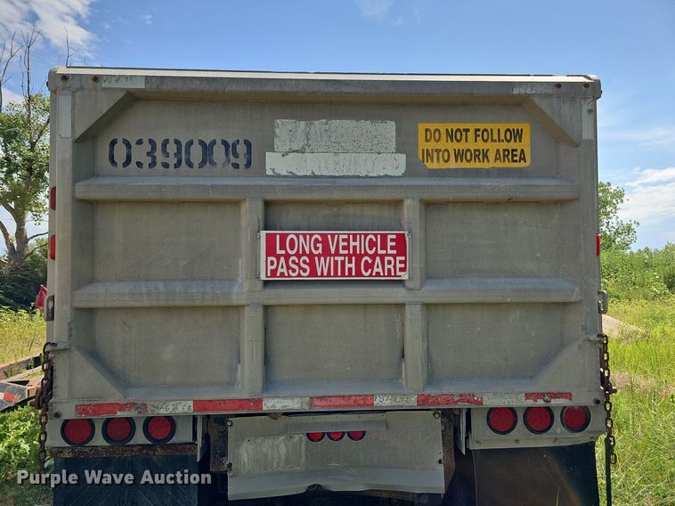 image for item DQ0124 1993 Cornhusker Rockpup  end dump pup trailer