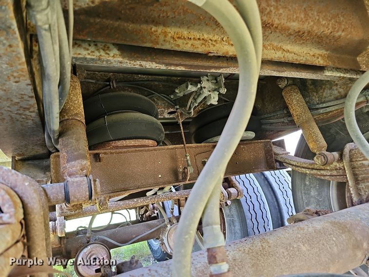 image for item DQ0124 1993 Cornhusker Rockpup  end dump pup trailer