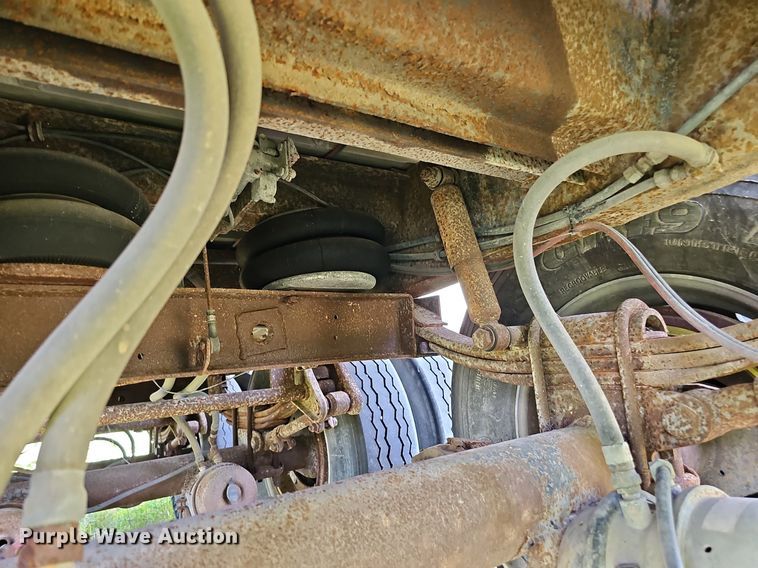 image for item DQ0124 1993 Cornhusker Rockpup  end dump pup trailer