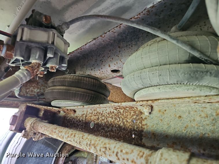 image for item DQ0124 1993 Cornhusker Rockpup  end dump pup trailer