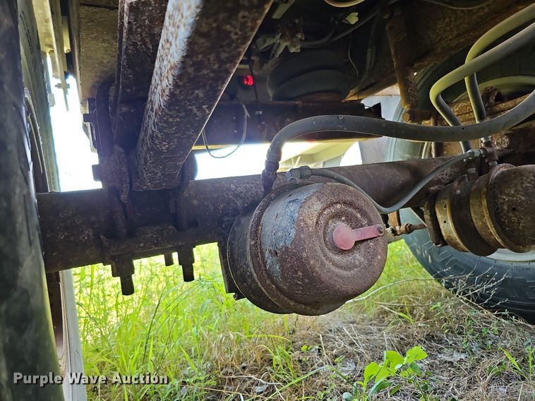 image for item DQ0124 1993 Cornhusker Rockpup  end dump pup trailer
