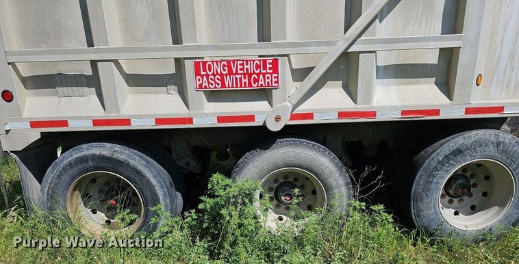 image for item DQ0124 1993 Cornhusker Rockpup  end dump pup trailer