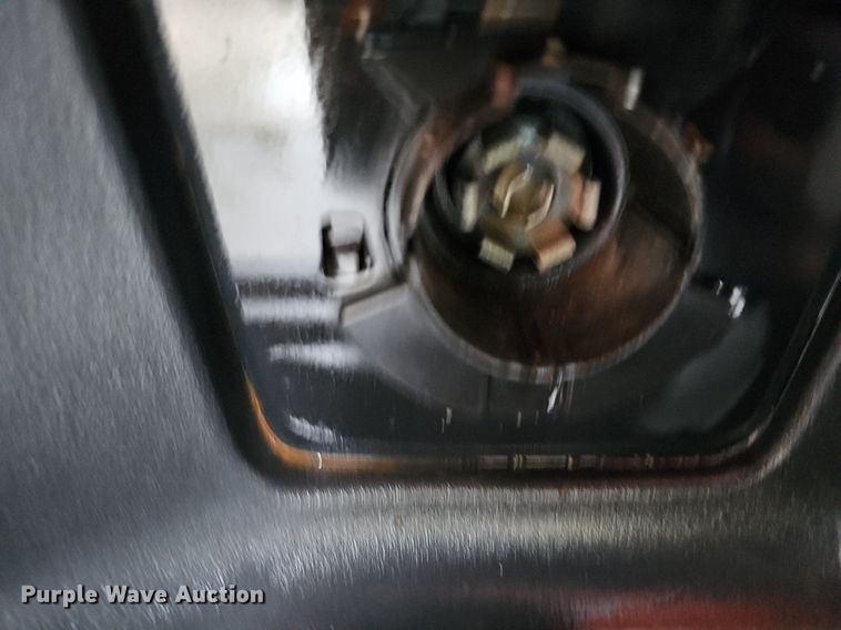 image for item DQ0132 2013 Chevrolet Silverado 1500  Ext. Cab pickup truck