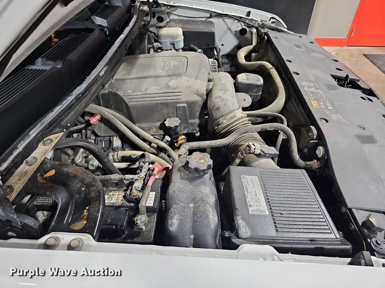 image for item DQ0132 2013 Chevrolet Silverado 1500  Ext. Cab pickup truck