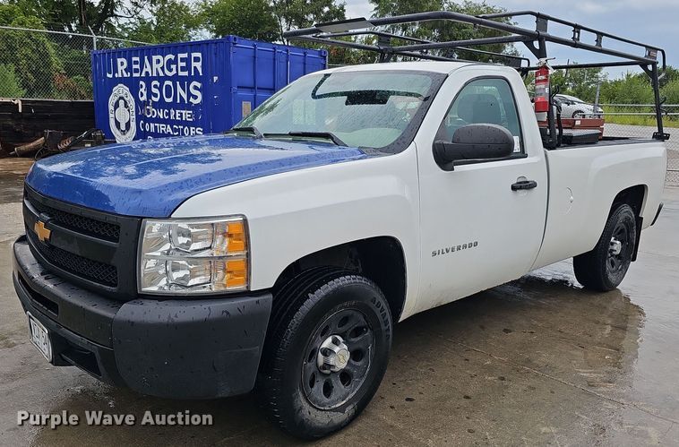 image for item DQ0133 2013 Chevrolet Silverado 1500  pickup truck
