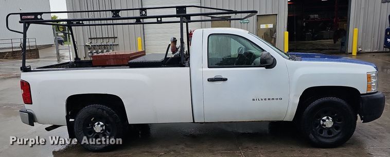 image for item DQ0133 2013 Chevrolet Silverado 1500  pickup truck