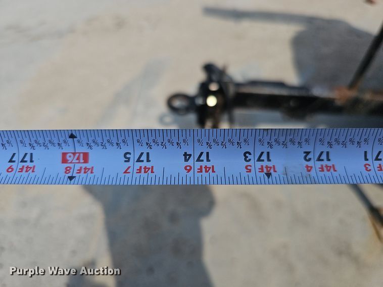 image for item DQ0138 2005 Vermeer BC1400 XL  wood chipper