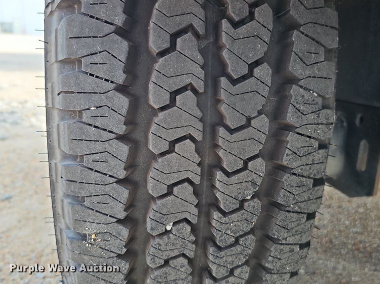 image for item DQ0138 2005 Vermeer BC1400 XL  wood chipper