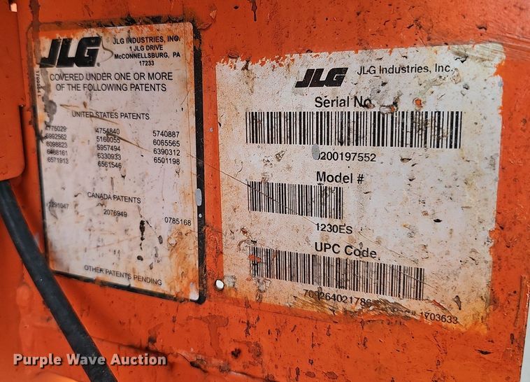 image for item DQ0144 2010 JLG 1230ES  vertical lift
