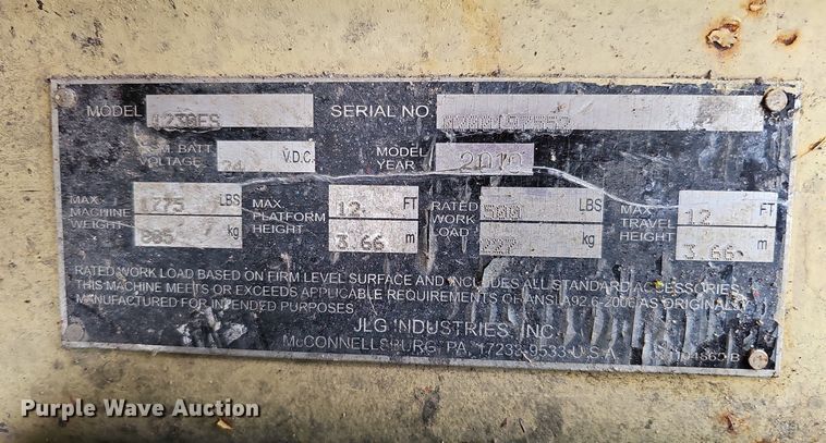 image for item DQ0144 2010 JLG 1230ES  vertical lift