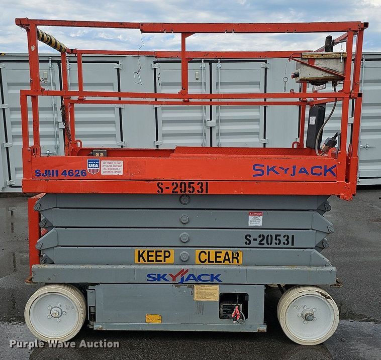 image for item DQ0145 2008 Skyjack SJIII 4626  scissor lift
