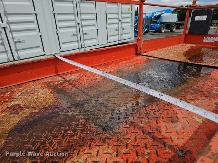 image for item DQ0145 2008 Skyjack SJIII 4626  scissor lift