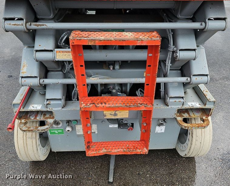 image for item DQ0145 2008 Skyjack SJIII 4626  scissor lift