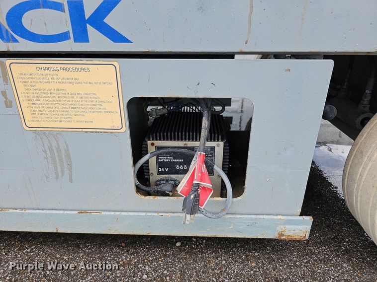 image for item DQ0145 2008 Skyjack SJIII 4626  scissor lift