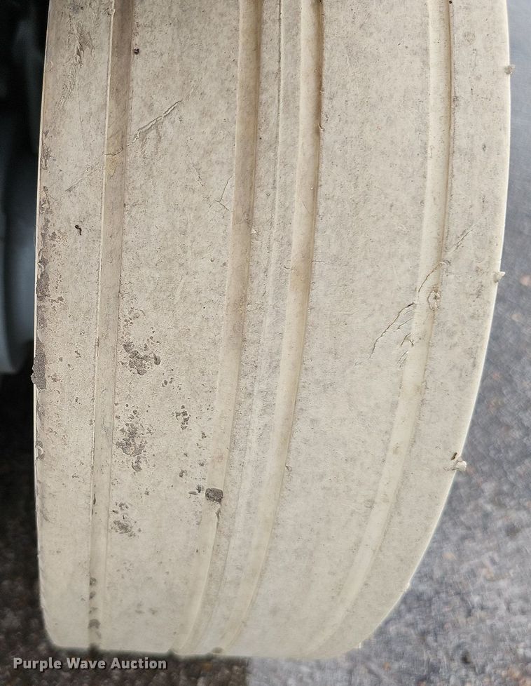 image for item DQ0145 2008 Skyjack SJIII 4626  scissor lift