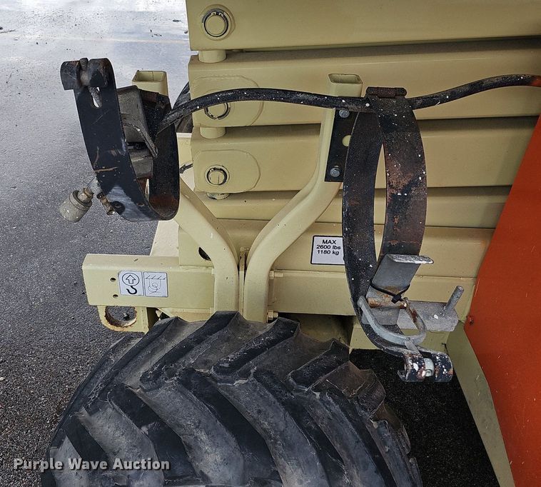 image for item DQ0148 JLG 260MRT  scissor lift