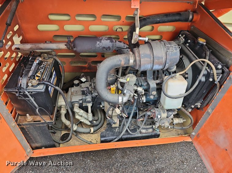 image for item DQ0148 JLG 260MRT  scissor lift