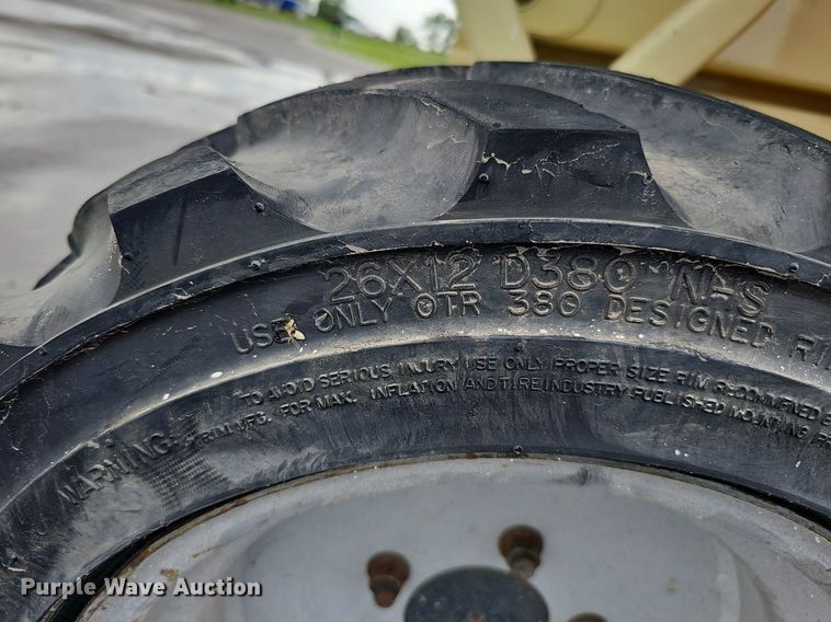 image for item DQ0148 JLG 260MRT  scissor lift