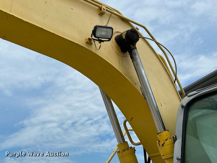 image for item DQ0871 2003 Kobelco SK115SRDZ  excavator