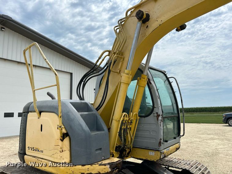 image for item DQ0871 2003 Kobelco SK115SRDZ  excavator